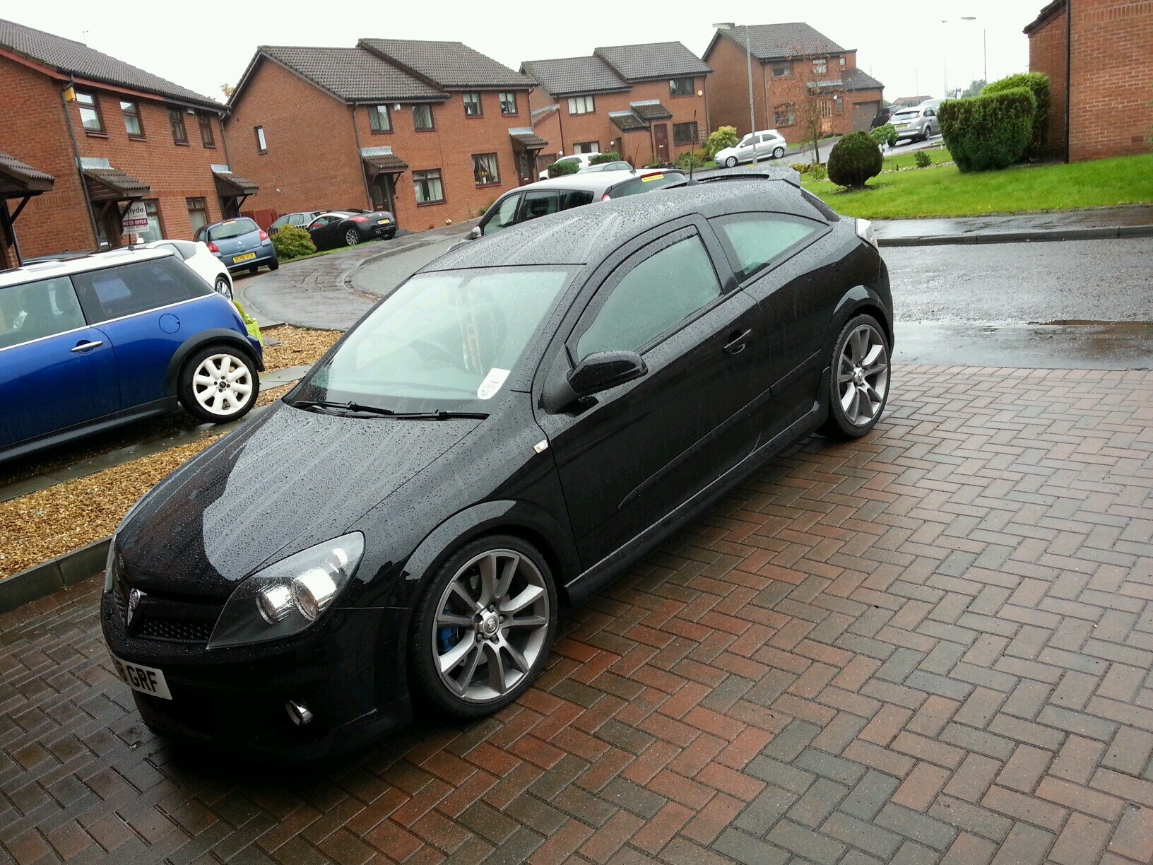 28Iain's profile picture. Your life is not about what people expect you to be...its about following your heart to be who you want to be!!!