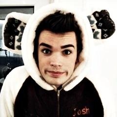 ☽★Spanish account to support @JoshUJWorld ¡LOVE HIM! ★☾
                     《《¡Their album is going to able on 28th of october!》》