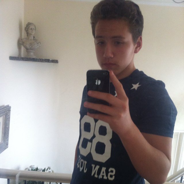 Follow @Louis_Shrimpton