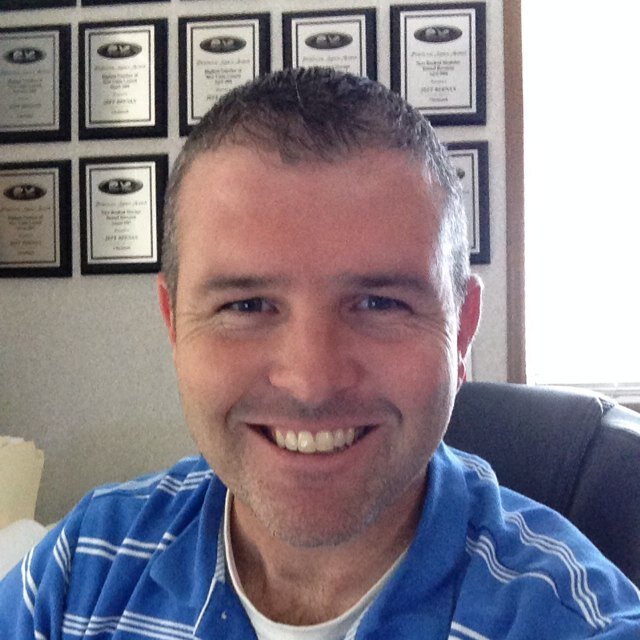 Husband, Father of 3, Sales Professional in the modular building, storage container and Frac tank industry (Pac-Van, Inc), fan of almost anything Cincinnati