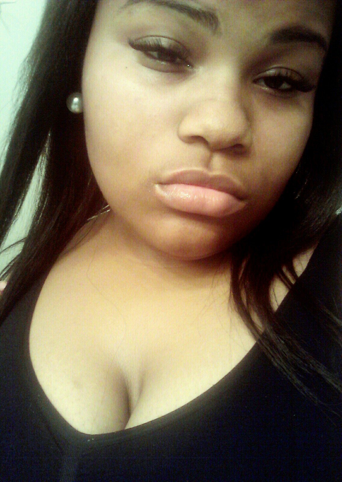 Lover and Fighter,Professional Bathroom Model,
studied at the university of only pretty bitches allowed, and really doesn't GAF!
#TEAMFOLLOWBACK #TEAMBRINGIT