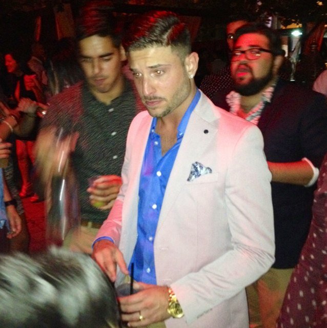 Twit_muto's profile picture. Instagram: Mmutz