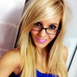 sonicuki's profile picture. Sonreír como filosofía de vida.   ^_^