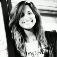 Sigam  @lesbianmeddl | Aloha Namaste u.u