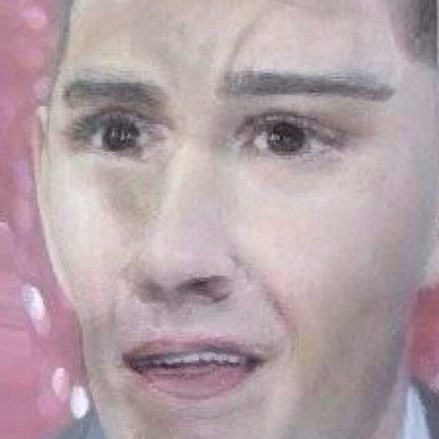 Directioner boy. Nialls mine bitch back off! 0/5 ;)