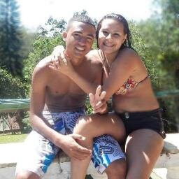 laaix_mcs2's profile picture. a menina que você julga louca por amar um tal de neymar.