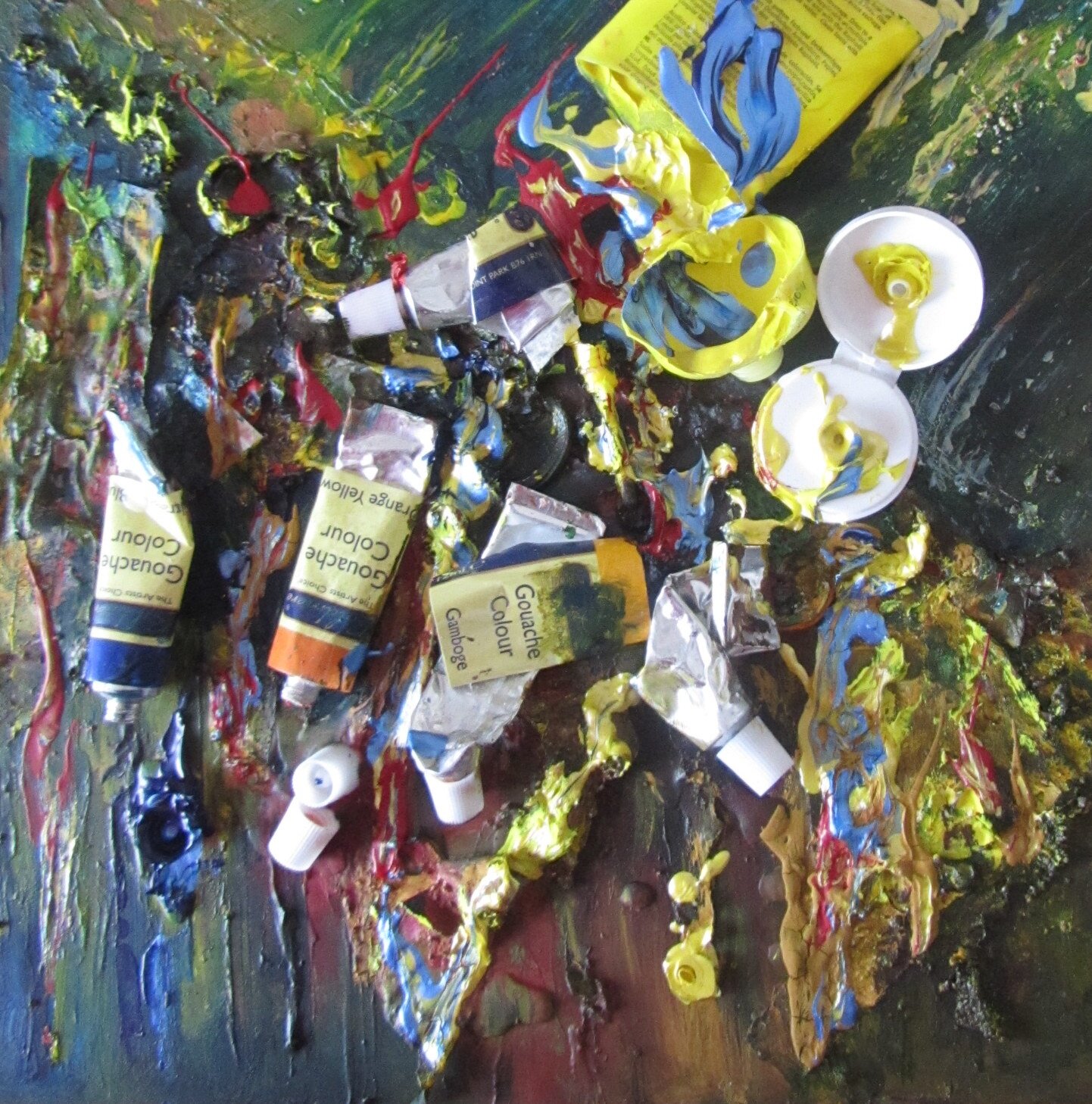 Annual 3 day fine art exhibition in historic village in Rutland. Proeeds to charities. 50+ artists. Paintings,ceramics, sculpture, glass, textiles for sale.