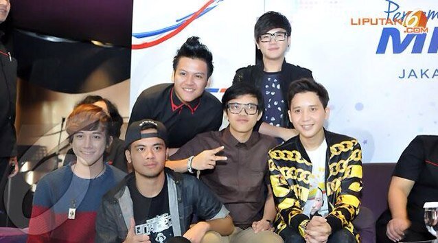 Fanbase @SMASHindonesia + Morgan Oey. Enjoy with us! Followed: @FaniRizkyyA ☺ owner: @windaisha