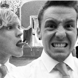 i love music,my fave band r mcfly, and one direction, i sing write songs, sing and play the bass!