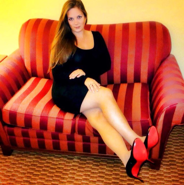 #Domme #FinDom #Humiliation #FemDom #Smokingfetish #heelfetish #footfetish & many more! http://t.co/APnmUFn6dp