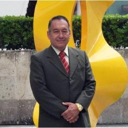 Catedrático y Presidente de la Academia de Penal en la Facultad de Derecho y Ciencias Sociales de la BUAP. Comprometido con los estudiantes  pues son el futuro.