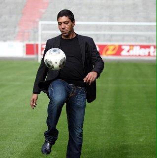 Official Twitter of Giovane Elber
