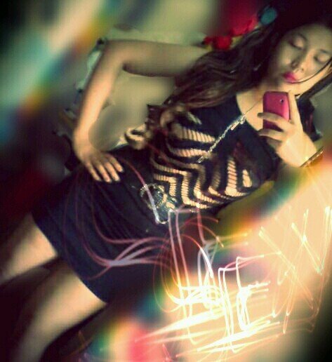 davierose's profile picture. The hardest thing is to hurt yourself for the sake of others’ happiness. i follow back :)) KEEPSAFE !