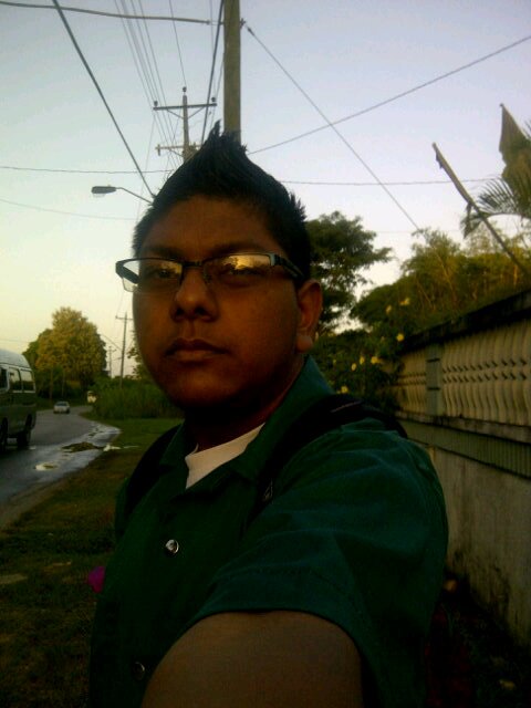 LeslieRamoutar's profile picture. fun, down to earth