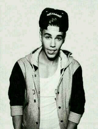♡♡ I  Am A #BELIEBER!! I love Justin He Is Absoultly The Definition Of PERFECTION!!! I love You JUSTIN♡♡