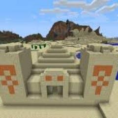 I love comptuers, chcoclate icecream, and minecraft