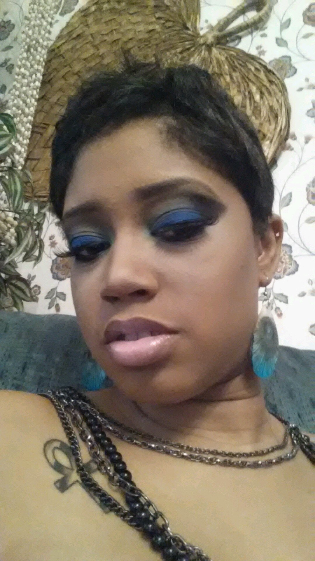 Educated and well put together if u not talking about nothing I don't hear u....I'm satisfied with me so who really gives a f*** what u think