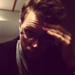 Globe-trotting, web-devving, food-loving, cello-playing, japanese-speaking hyphe-nating nerd alert.