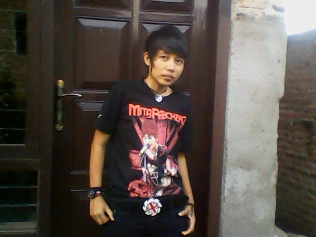 Fanz @MitaEnglandMuse