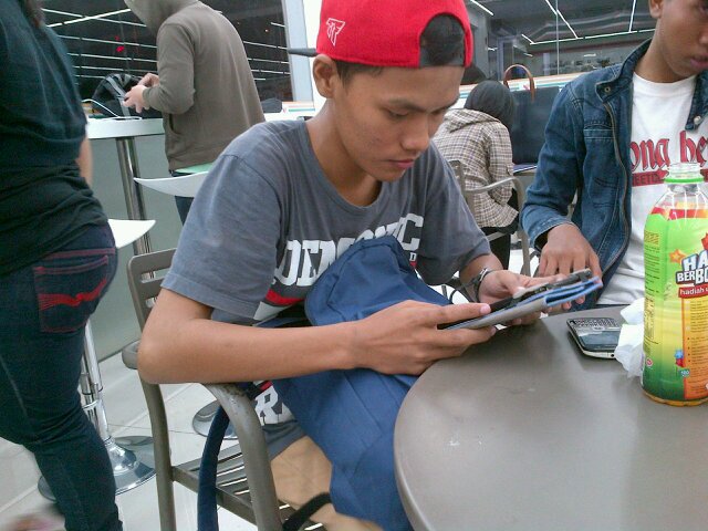 Official ini udah resmi sahabatikhsan || Always
support @MuhIkhsanSB || in my heart @MuhIkhsanSB