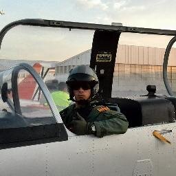 Oficial en la Academia General del Aire // Dime que no puedo hacerlo y tendré un motivo más para intentarlo... SI VIS PACEM PARA BELLUM