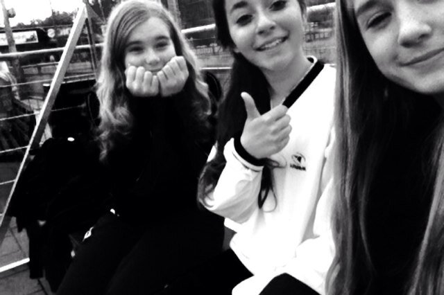 Alleen bereikbaar op @nikitaaaax_ •