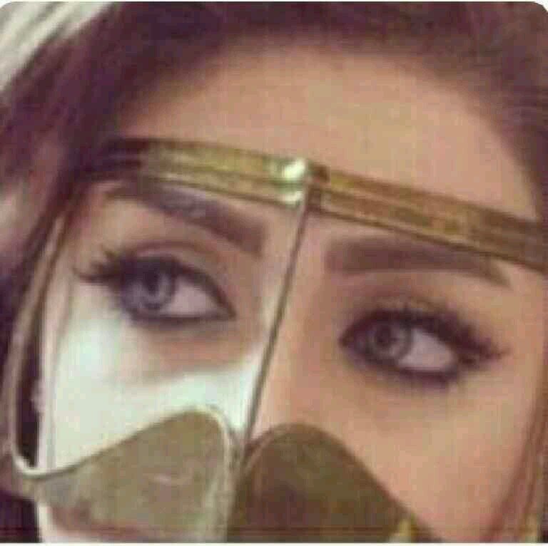 ‏‏‏‏لستُ اجمّل فتاة بِ ; 
العالمٌ ولكن مَ يُشبع غروري هوانني اجمَمل انثى في عينَه ♡_