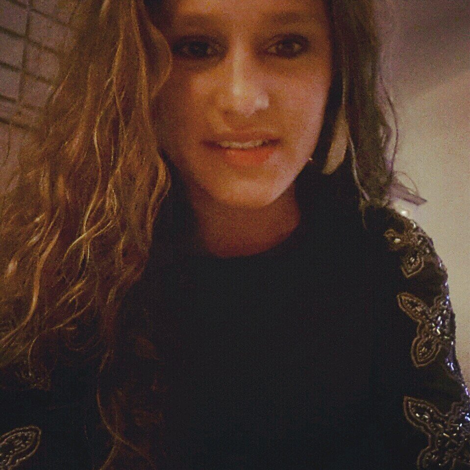 | insta ; kiss_joyce