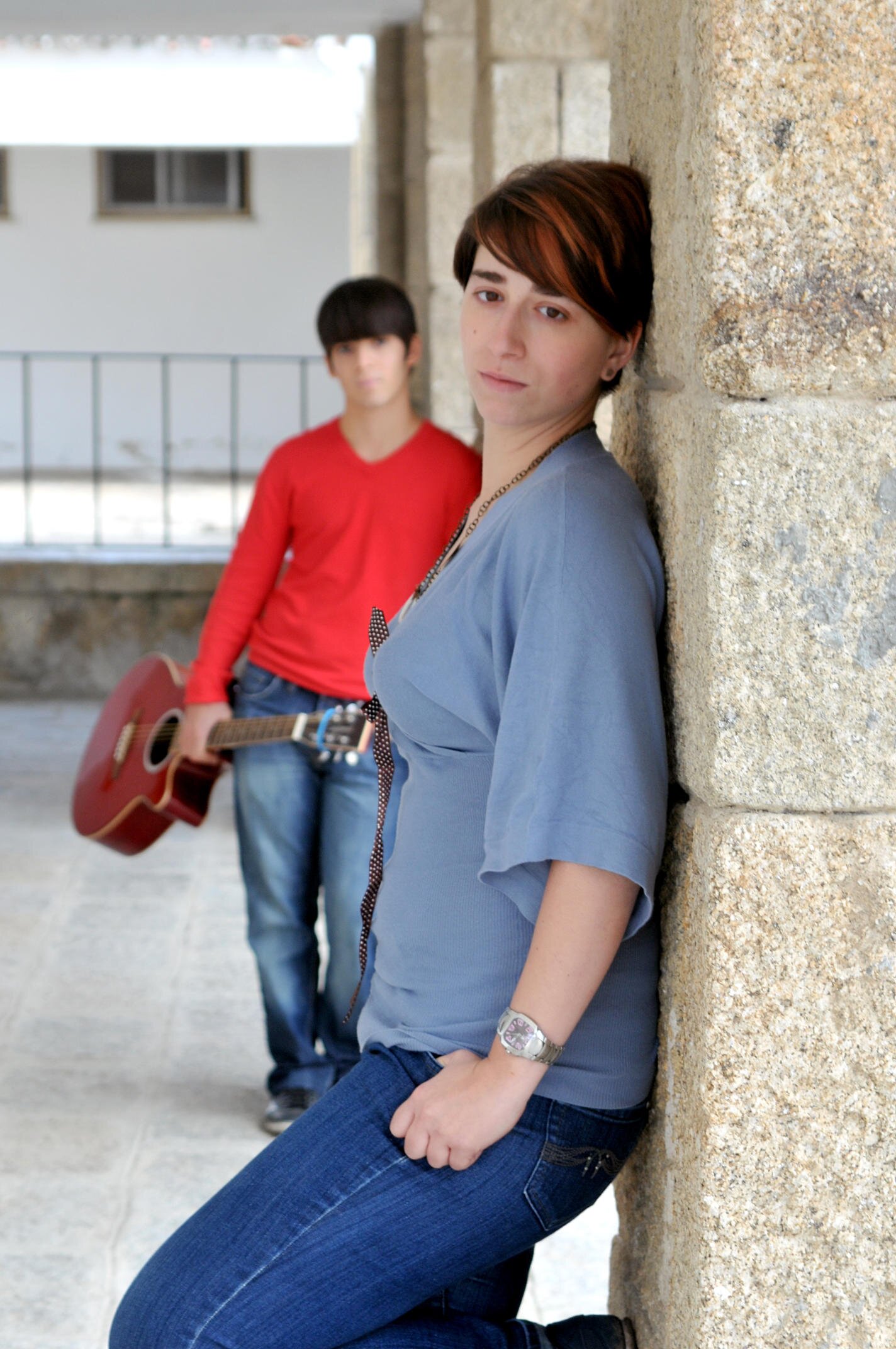 Nuestro dúo se llama Pescadores de lágrimas.Formado guitarrista y voz femenina, nace desde el agrado,admiración y el profundo respeto por la música.