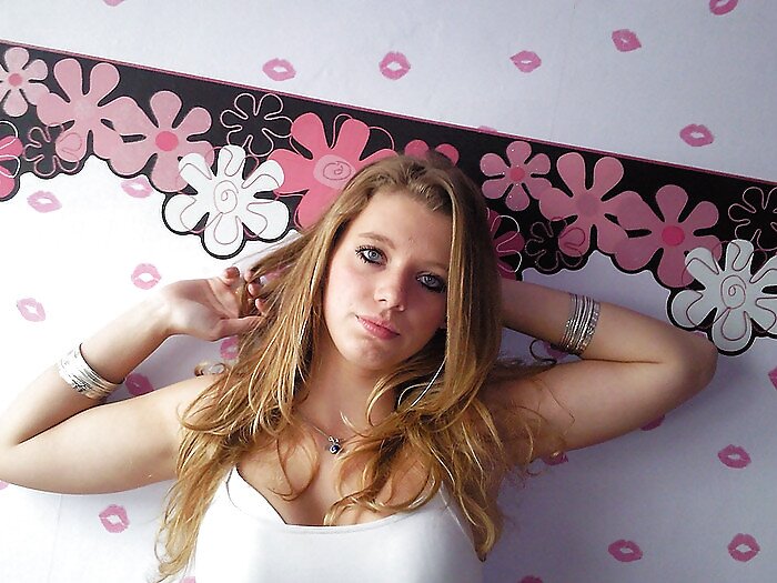 geile bi meid. http://t.co/MufidkLNCq