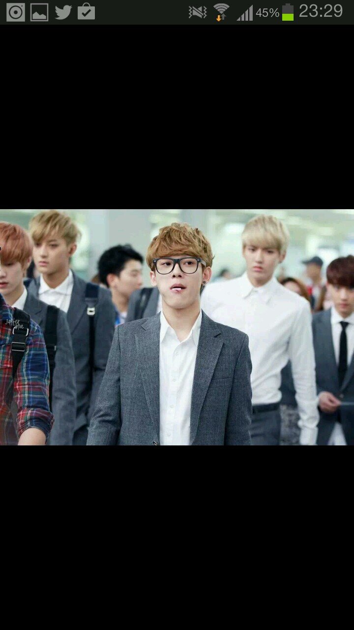 !ผมเฉินเป้าส์ รับรองว่าไม่หื่น ?! งานอดิเรก เด้งเปาส์  ฮึบ ฮึบ ถ้าอยากรู้จักฟอลผมมาผมจะพาไปอารซีเอ!แล้วผมจะพาไปดูกับเป้าส์เด้งรัว 555 !!!  #BOOMFAM