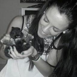 alejandratato's profile picture. 