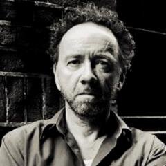 Voorheen uitgever van Crimesite, auteur van oa 'Kokkie' en de Crime Top 100. Schreef misdaadverhalen. Probeert nu Magere Hein op afstand te houden.