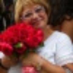 principalmente sobre CM&F quero saber de tudo sou uma senhora de 61anos que amo ir aos shows deles me sinto com 16 anos  bjs a todos!