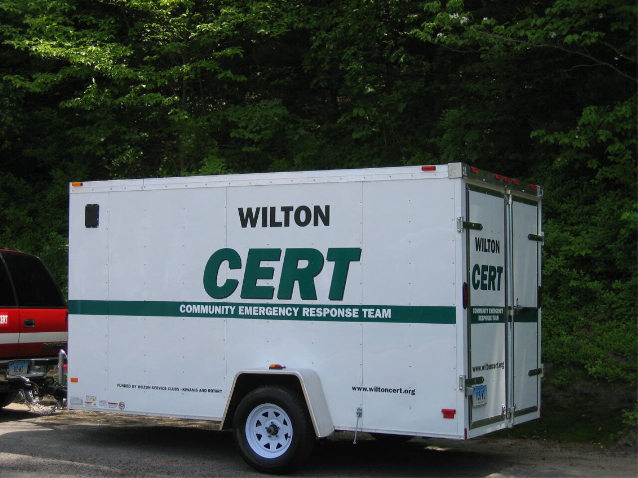 Wilton CERT trains Wilton Citizens and those working in Wilton, CT in preparedness in event of natural or man made disasters.