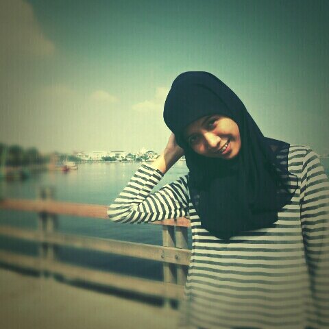 imoliciouss's profile picture. Work hard, try hard, to be someone that can useful for all.