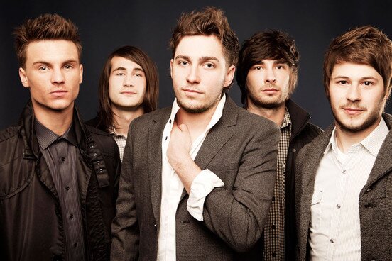 I'm 15 - I love YMAS and other bands. This is a new twitter follow me please I'm not sure what else to say.
