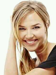 hi i am Lexi Branson i am funny to be around \single MC \ RP 21+
