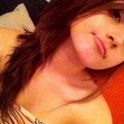 Biipo bipo bipolaaaaaar, celosa, enojona, berrinchuda, ENANA' ah si soy yo :D´ sigueme y te sigo :3
