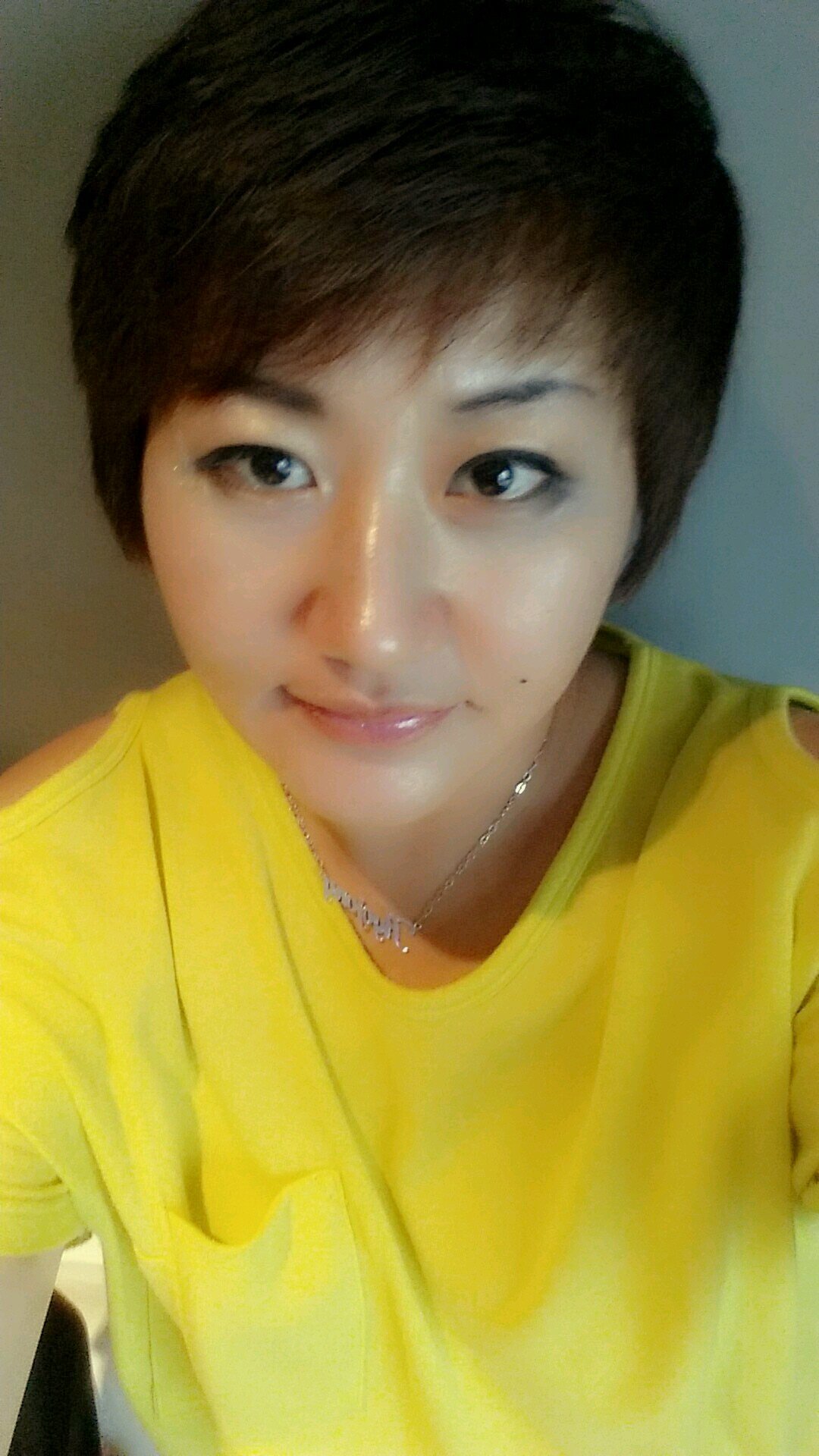 셋째낳고 나서 허벌라이프제품 먹고 4개월에 40Kg 로 감량 짐도 꾸준히 다요트 하는중~! 네이버 라인걸 검색
