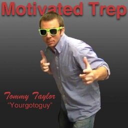 Expert branding & marketing consulting.