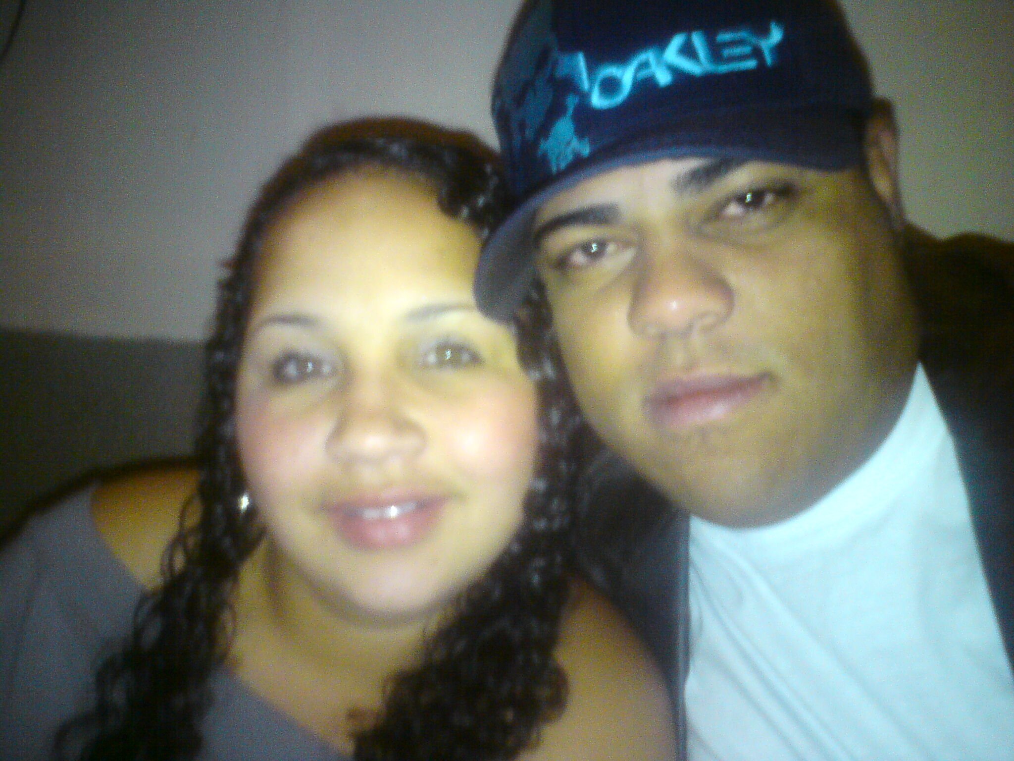 Janine Jessica,sou legal, estrovertida, carinhosa, simpatica, gosto de sair, namorar,gosto de twitar sempre  com a galera e vou atras do que eu quero
