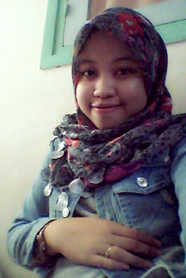 Chemistry_@Universitas Negeri Malang Love parents-fighting (^⌣^)ง yeah !!