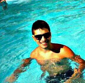 #instagram 7onc3                                                -Nada es lo que parece o.O -