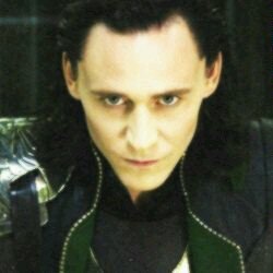 Sou Loki,o Deus da trapaça,e isso é tudo que você precisa saber sobre mim. [RP]