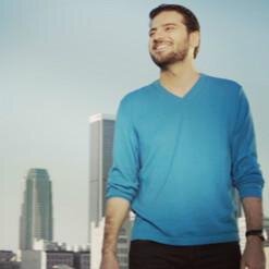 Our goal is to spread #peace by @SamiYusuf in all languages,Gott ist mit uns,purs esprits,La lingua è il traduttore,Наконец,нас объединяет любовь,الحب فقط ˘⌣˘