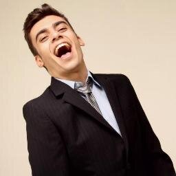 Perfil dirigido por terceiros, perfil original do Alex é o @AlexCursino recuse imitações!