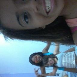 eu suo uma menina meiga . bonita e zica