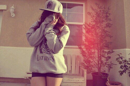 O bonito me encanta mais o sincero me fascina.  ღ ღ