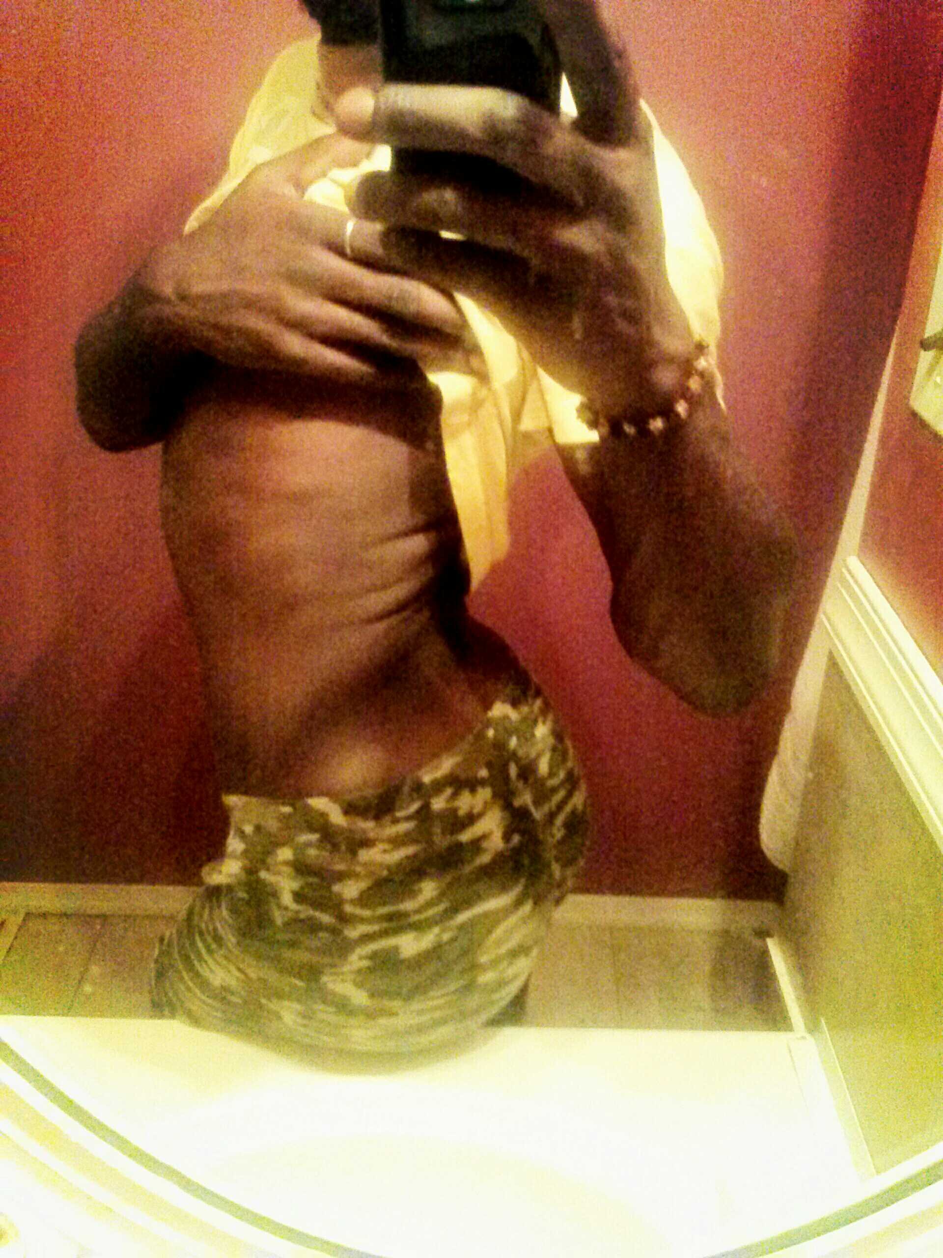 thats_so_gay23's profile picture. 